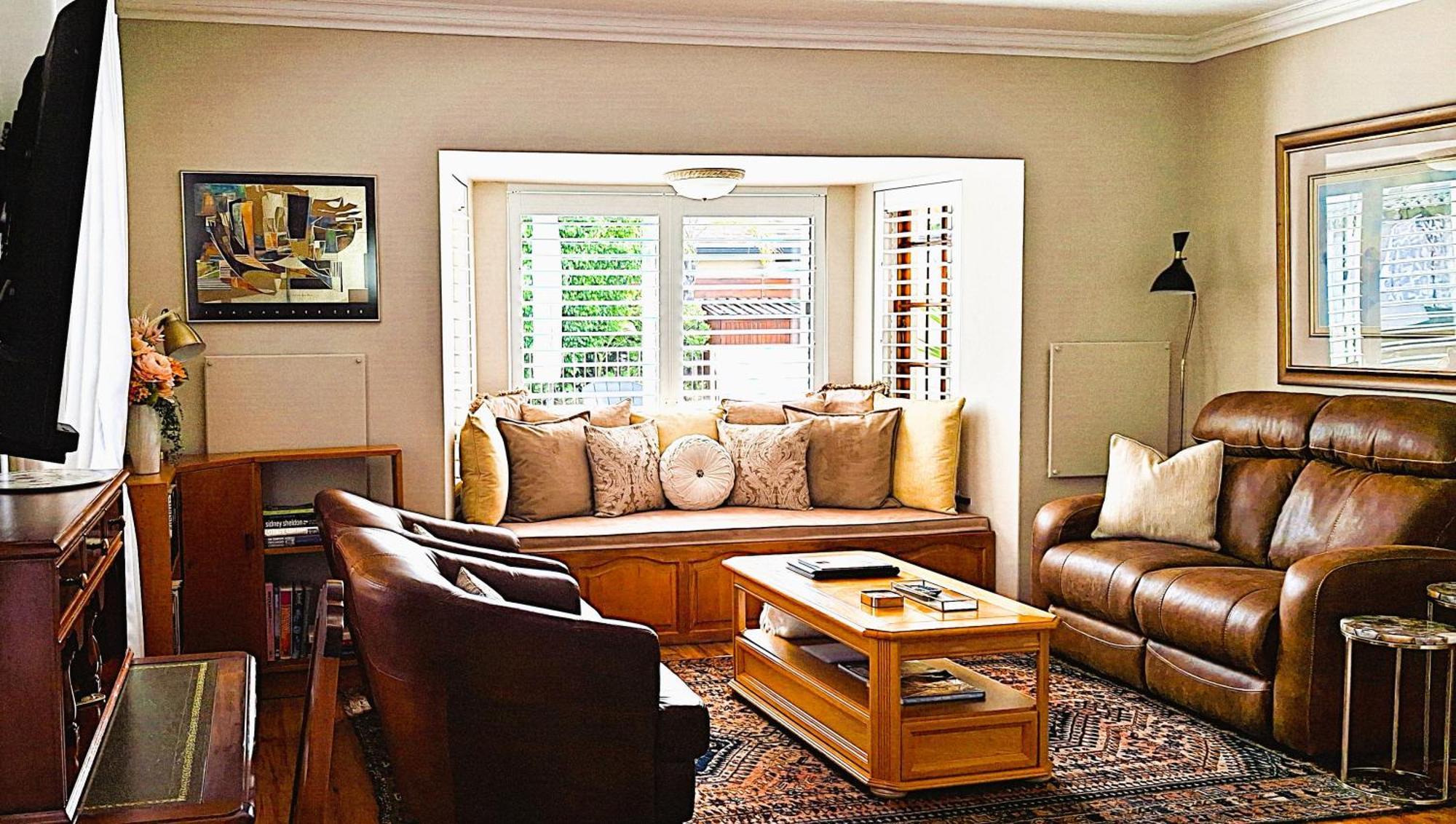 Apartment Meerendal Cottage-affordable Luxury-private Garden With Pool & Hot Tub